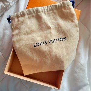 Louis Vuitton belt box